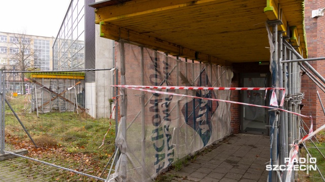 Fot. Robert Stachnik [Radio Szczecin] Niepewny remont Floating Areny [ZDJĘCIA]