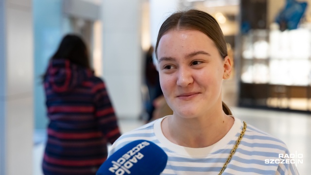 Fot. Robert Stachnik [Radio Szczecin] Sklepy pełne klientów. Zdania ws. Black Friday są jednak podzielone [WIDEO, ZDJĘCIA]