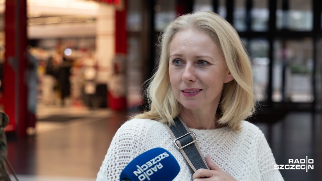 Fot. Robert Stachnik [Radio Szczecin] Sklepy pełne klientów. Zdania ws. Black Friday są jednak podzielone [WIDEO, ZDJĘCIA]