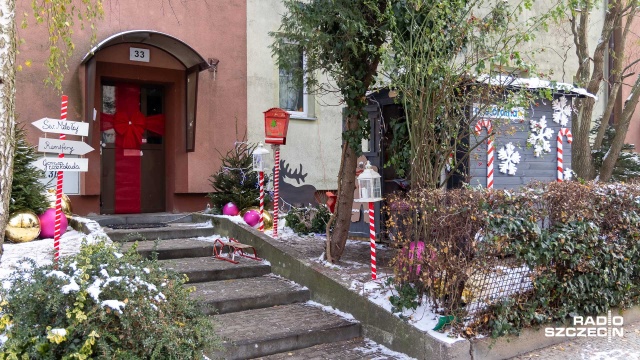 Fot. Robert Stachnik [Radio Szczecin] Na Pogodnie stanął domek św. Mikołaja [WIDEO, ZDJĘCIA]