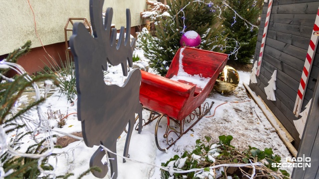 Fot. Robert Stachnik [Radio Szczecin] Na Pogodnie stanął domek św. Mikołaja [WIDEO, ZDJĘCIA]