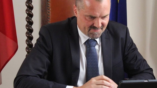 Jakub Kumoch odchodzi z stanowiska szefa prezydenckiego Biura Polityki Międzynarodowej i Sekretarza Stanu w Kancelarii Prezydenta. O swojej decyzji poinformował w mediach społecznościowych.