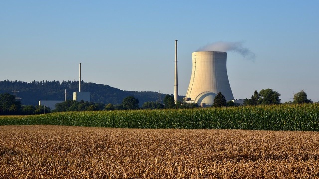 Były pełnomocnik rządu do spraw strategicznej infrastruktury energetycznej, Piotr Naimski powiedział, że coraz więcej osób przekonuje się, że energetyka jądrowa w Polsce jest potrzebna i konieczna.