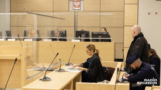Chciał zabić przyjaciółkę swojego partnera, bo ta przyszła się upomnieć o pożyczone sto złotych.