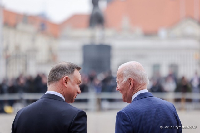 Amerykańskie media o wizycie Bidena w Polsce