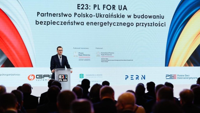 Polska buduje nowy ład energetyczny w Europie - powiedział premier Mateusz Morawiecki podczas otwarcia konferencji Partnerstwo polsko-ukraińskie w budowaniu bezpieczeństwa energetycznego przyszłości odbywającej się w Warszawie.