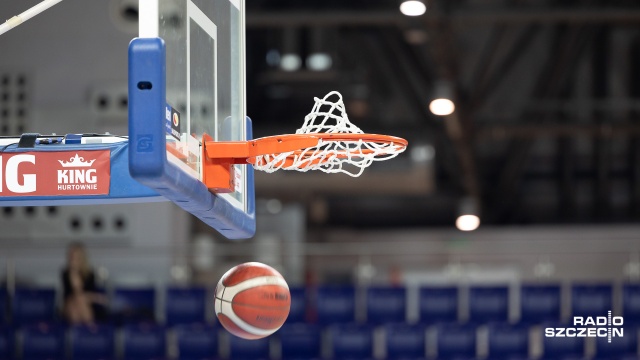 Koszykarze Kinga odnieśli siódme z rzędu zwycięstwo w rozgrywkach o mistrzostwo Polski. Szczecinianie pokonali na wyjeździe Czarnych Słupsk 83:66 w meczu inaugurującym 23 kolejkę Energa Basket Ligi.