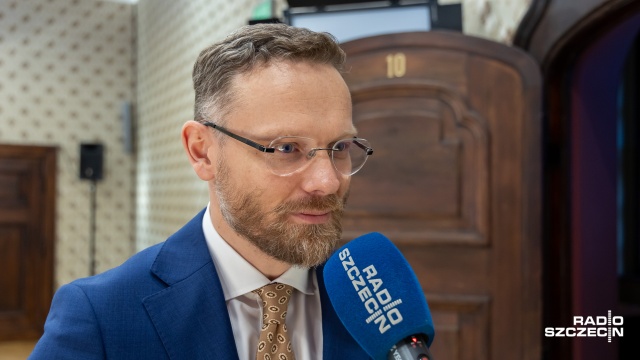 Świnoujście drugim Hamburgiem - to słowa wiceministra Infrastruktury Marka Gróbarczyka, które wyśmiewają jedną z gazet związanych z Platformą Obywatelską.