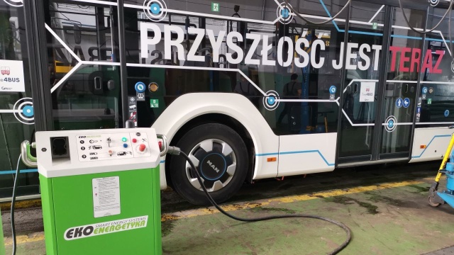 Stargard testuje autobus elektryczny, w planach ma zakup kolejnych. Testy przegubowca potrwają jeszcze kilka dni.