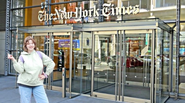 Tylko niespełna 300 osób z całego świata zakwalifikowało się na prestiżowy staż w gazecie New York Times. 17-letniej Laurze Ziętarze ze Szczecina to się udało Jednak adeptka dziennikarstwa potrzebuje niewielkiego wsparcia.