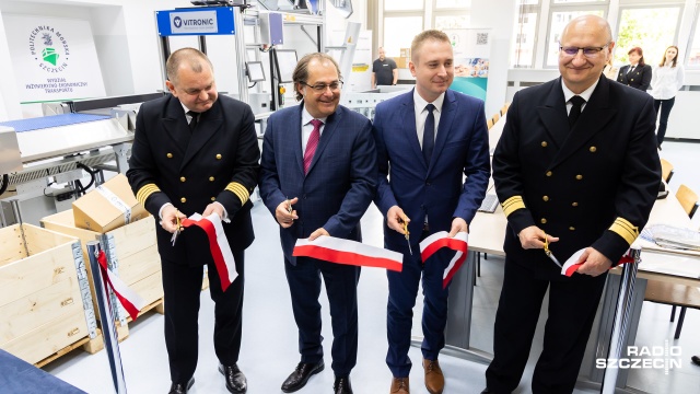 Nowoczesne Laboratorium Automatyzacji Procesów Magazynowych otwarto w środę na Wydziale Inżynieryjno-Ekonomicznym Politechniki Morskiej w Szczecinie.