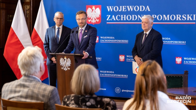 Pieniądze na remonty mieszkań dla repatriantów przekazał w środę Zachodniopomorski Urząd Wojewódzki. Prawie półtora miliona złotych trafiło do Karlina, Koszalina i Szczecina.