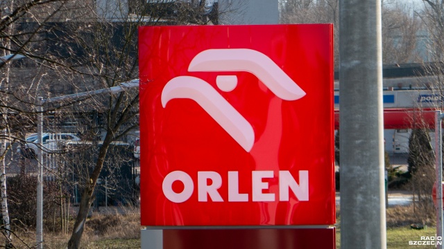 Prezes PKN Orlen Daniel Obajtek zapowiedział, że na początku przyszłego roku w Polsce pojawi się ekologiczne paliwo E10.