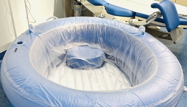 Możliwość porodów w wodzie dla swoich pacjentek przygotował Szpital Zdroje w Szczecinie.