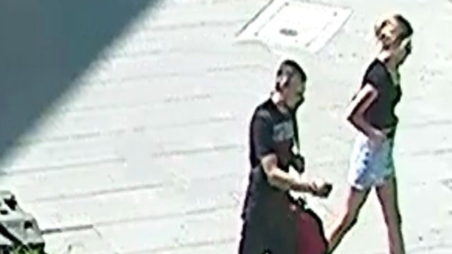 Ukradli pieniądze - poszukuje ich policja. Chodzi o kobietę i mężczyznę, którzy okradli salon fryzjerski przy Wojska Polskiego w Szczecinie.