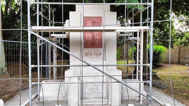 Czyszczenie przejdą dwa monumenty Międzynarodowym Cmentarzu Wojennym - żołnierzy francuskich i włoskich.