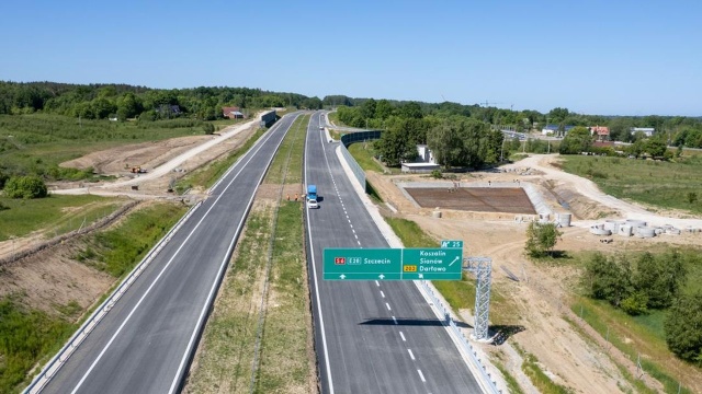 Od soboty znacznie skróci się przejazd od Szczecina w kierunku Trójmiasta. W samo południe drogowcy oddadzą do użytku obwodnicę Sianowa.