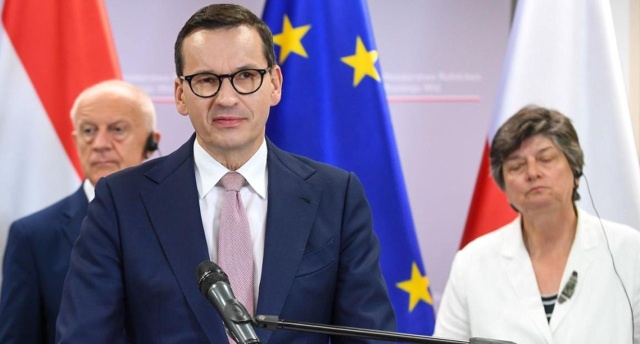 Dalsza blokada importu ukraińskich zbóż jest niezbędna - to konkluzja z dokumentu, który w Warszawie podpisali ministrowie rolnictwa 5 państw regionu.
