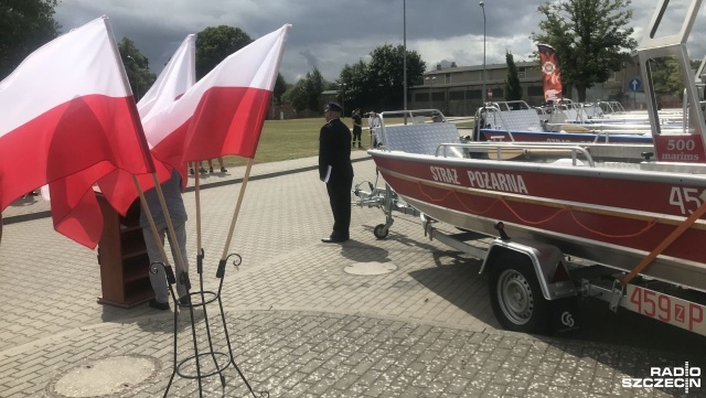 Pierwszy raz w historii tak nowoczesny sprzęt trafia do Ochotniczych Straży Pożarnych. Jednostki z zachodniopomorskiego otrzymały łodzie ratownicze.