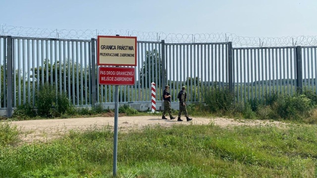 Straż Graniczna poinformowała, że w ciągu minionej doby 54 cudzoziemców próbowało nielegalnie przedostać się z Białorusi do Polski.
