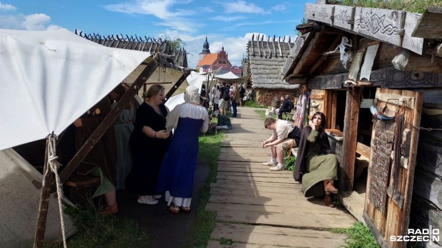 Spotkanie z żywą historią średniowiecznych Słowian jest możliwe - czwartku do niedzieli - w Wolinie podczas Festiwalu Słowian i Wikingów.
