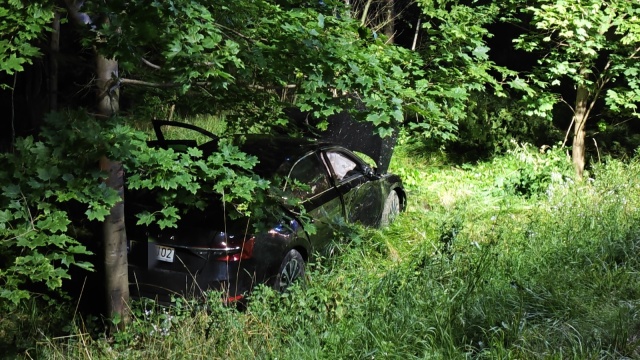 Wypadek żołnierzy amerykańskiej armii pod Drawskiem Pomorskim. Samochód, którym jechało pięć osób wypadł z drogi i uderzył w drzewo. Do zdarzenia doszło około północy na drodze wojewódzkiej nr 175 przy skrzyżowaniu z trasą w kierunku Oleszna.