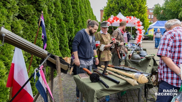 Walczyli dla nas, zawalczmy dla nich - pod takim hasłem w Szczecinie odbywa się kiermasz, z którego dochód w całości przeznaczony jest dla powstańców warszawskich.