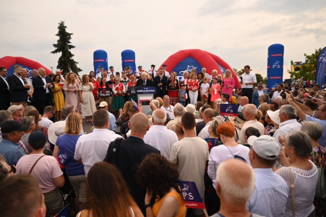 To Zjednoczona Prawica jest formacją bezpieczeństwa, potrafimy je zapewnić nie tylko w słowach, ale w czynach - mówił prezes Prawa i Sprawiedliwości, Jarosław Kaczyński.