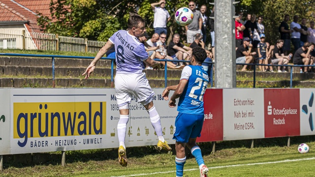 Szczecinianie zremisowali w Niemczech z Hansą Rostock 1:1 w rozegranym w czwartek sparingowym meczu.