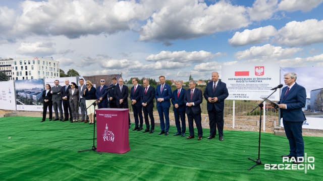 Takiej inwestycji w historii Pomorskiego Uniwersytetu Medycznego jeszcze nie było. Ponad 800 milionów złotych zostanie przeznaczone na wybudowanie kompleksu budynków przy ulicy Unii Lubelskiej.