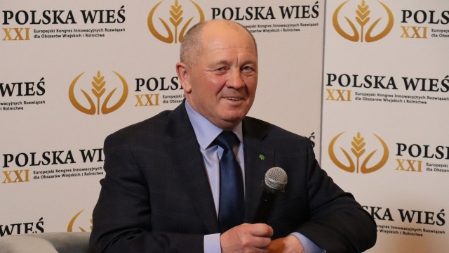 Marek Sawicki z PSL, któremu prezydent Andrzej Duda powierzył funkcję marszałka seniora Sejmu, poinformował, że będzie działał zgodnie z Konstytucją i regulaminem Sejmu.