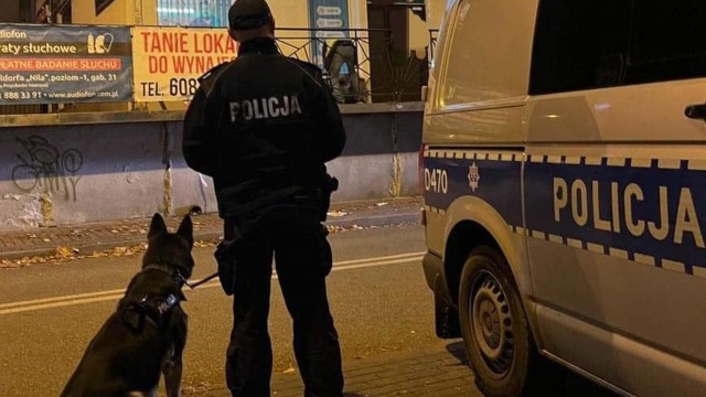 Policjanci zatrzymali kobietę podejrzaną o dokonanie dwóch napadów na banki, do jakich doszło w ostatnim czasie w województwie lubelskim.