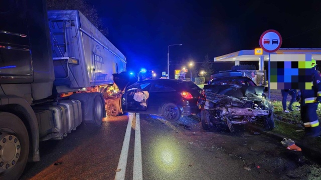 Częściowo zablokowana jest Droga Krajowa nr 26. Chodzi o odcinek między Chojną a Krajnikiem Dolnym.