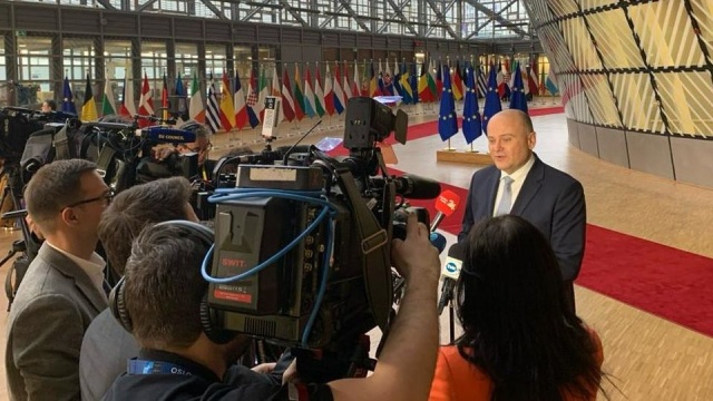 W najbliższych tygodniach popłyną do Polski pierwsze pieniądze ze zmienionego KPO na projekty energetyczne.