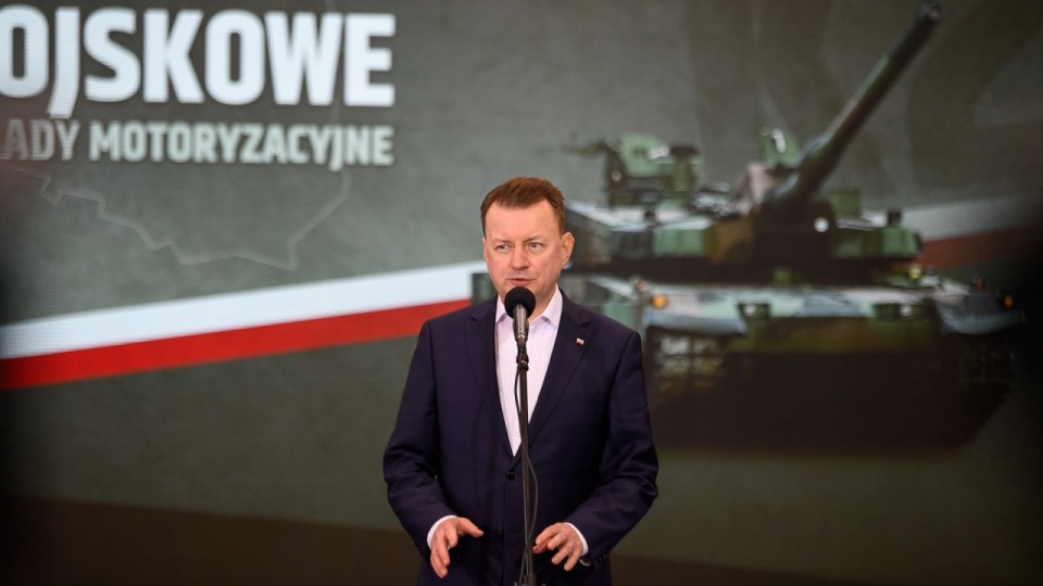 Szef MON przypomniał, że pierwsze egzemplarze są już na wyposażeniu jednostek wchodzących w skład 16. Pomorskiej Dywizji Zmechanizowanej. źródło: https://twitter.com/MON_GOV_PL