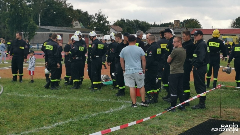 Pierwsze miejsce na podium zajęła OSP w Suchaniu. Kolejne przypadły jednostki z Dobrzan, Wapnicy i Żarowa. Fot. Marek Synowiecki [Radio Szczecin]