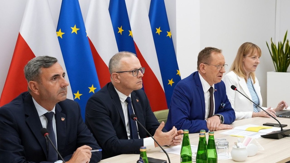 Minister rolnictwa i rozwoju wsi Robert Telus przekazał po spotkaniu ze swoim ukraińskim odpowiednikiem Mykołą Solskim, że Polska rozważy pomysł. Fot. twitter.com/MRiRW_GOV_PL