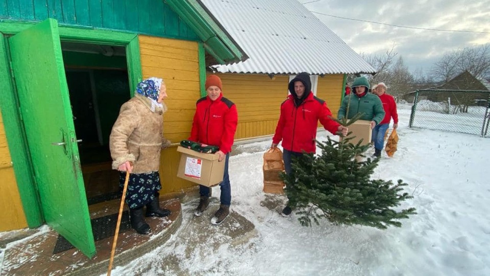 10. edycja "Paczki dla Rodaka i Bohatera na Kresach". źródło: https://www.facebook.com/polskiewartosci