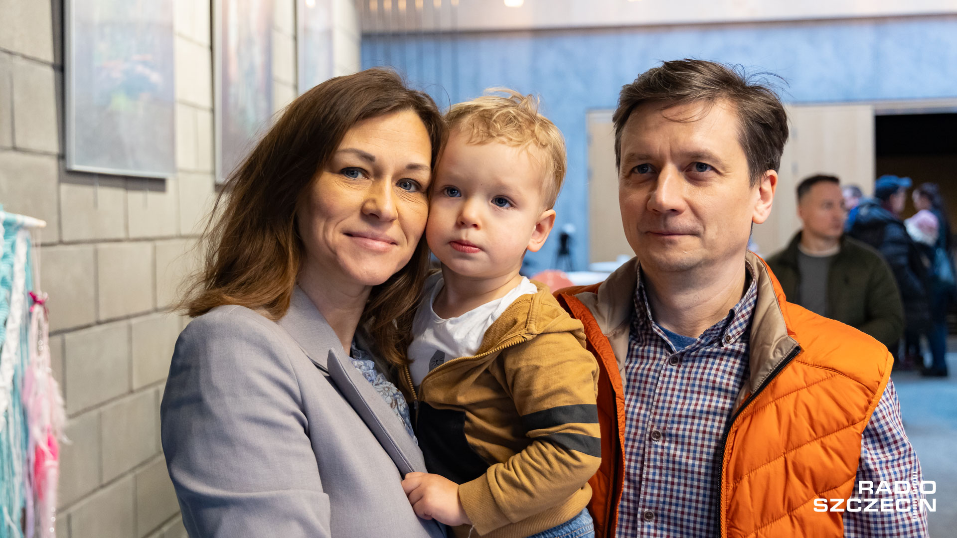 Siedem tysięcy złotych - tyle udało się zebrać podczas koncertu charytatywnego dla małego Adasia Orlika w szczecińskim Domu Kultury Krzemień.