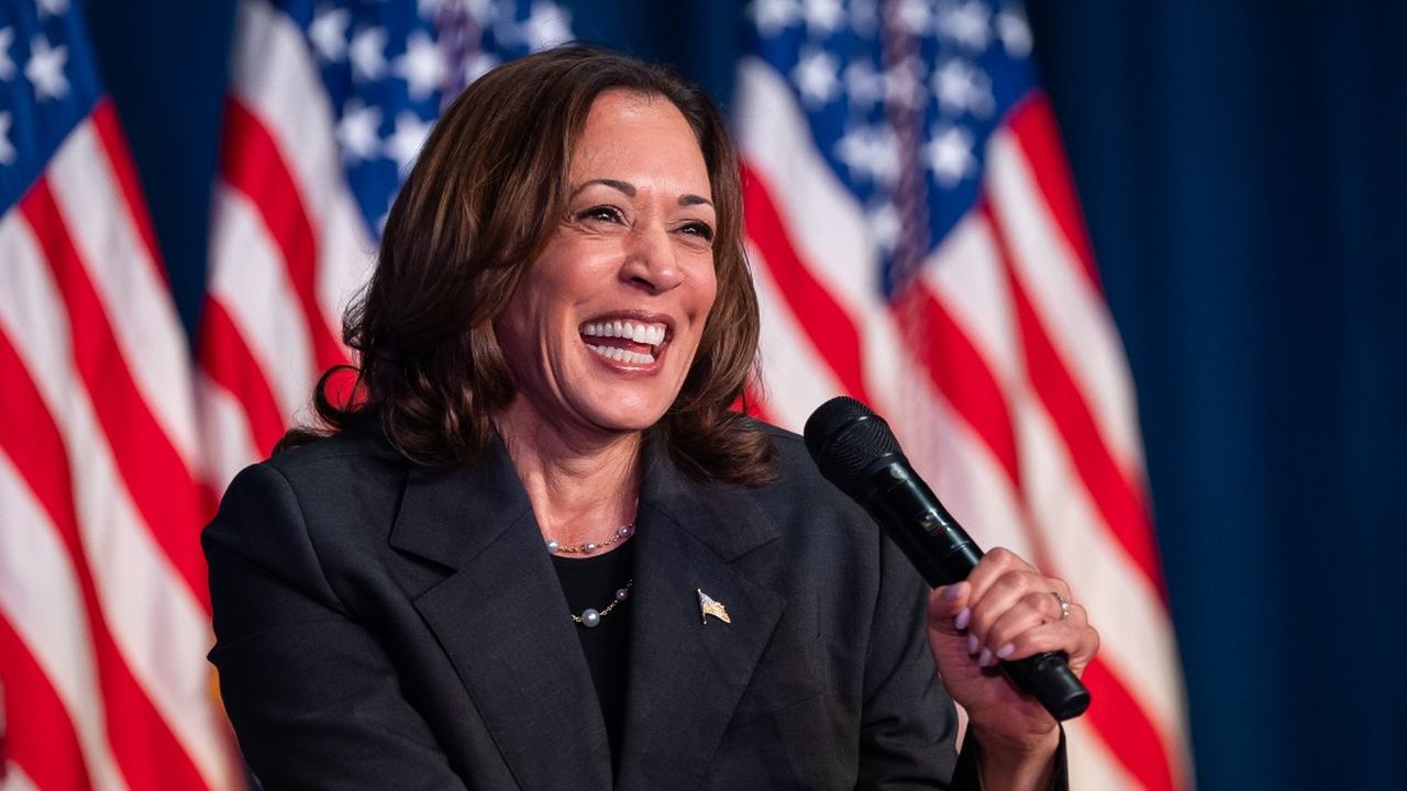 Kamala Harris w sierpniu zebrała ponad dwukrotnie więcej środków od darczyńców na kampanię prezydencką, niż były prezydent Donald Trump.