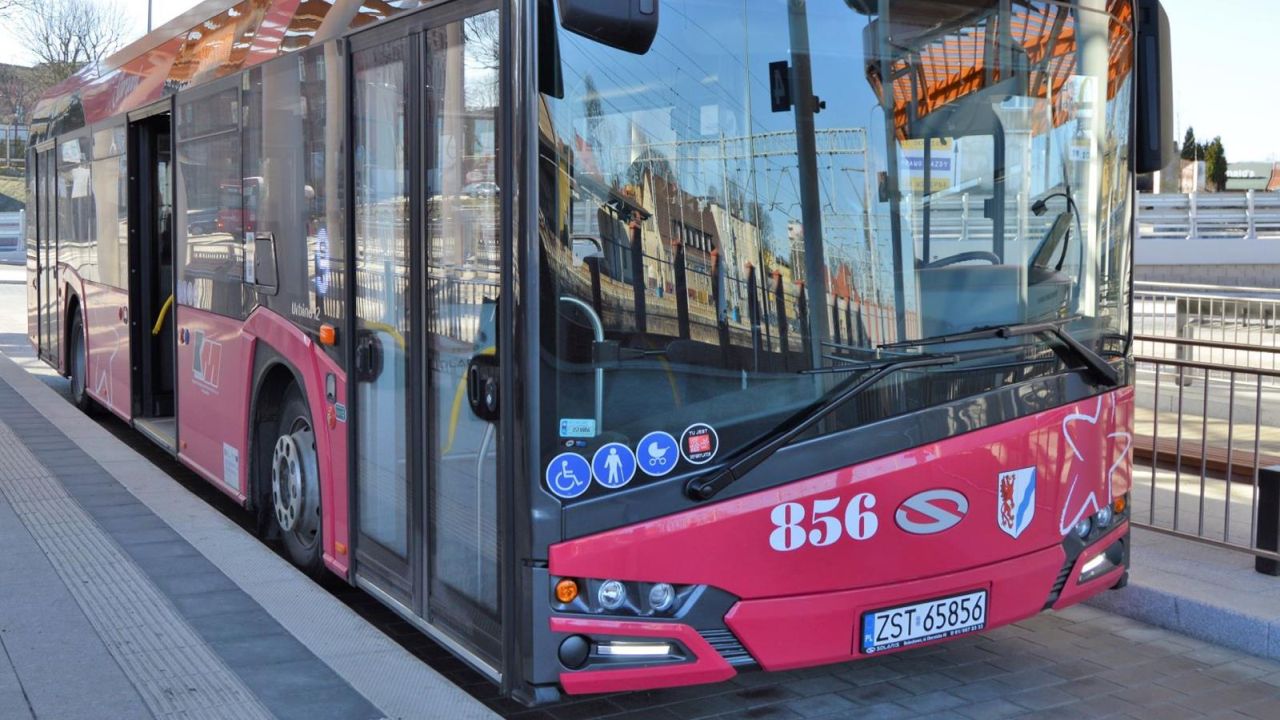 Darmowy przejazd autobusami MPK w Stargardzie będzie przysługiwał wszystkim pasażerom o umiarkowanym stopniu niepełnosprawności. Tak zdecydowali miejscy radni.