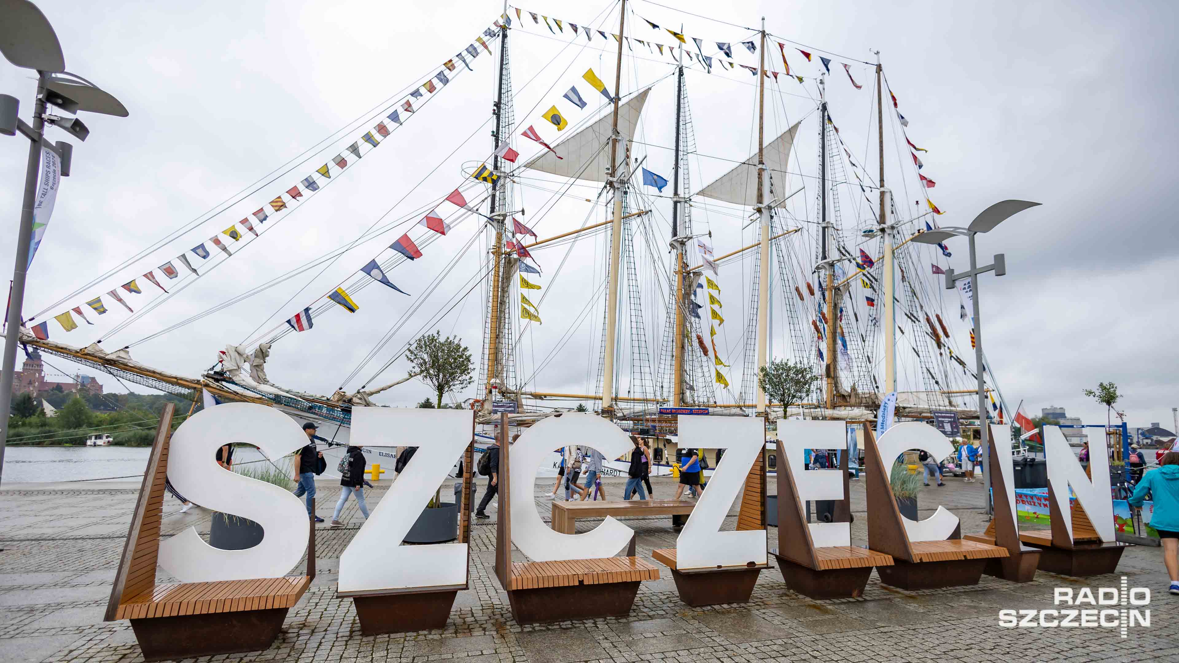 Kontrakt na finał The Tall Ships Races za dwa lata w Szczecinie został podpisany - ogłosił w mediach społecznościowym prezydent miasta Piotr Krzystek.