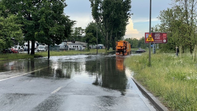 Fot. Robert Stachnik [Radio Szczecin] Setki interwencji strażaków. Alert IMGW [ZDJĘCIA, AKTUALIZACJA]