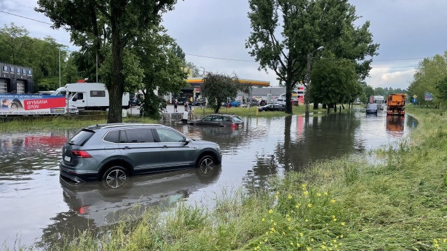 Fot. Robert Stachnik [Radio Szczecin] Setki interwencji strażaków. Alert IMGW [ZDJĘCIA, AKTUALIZACJA]