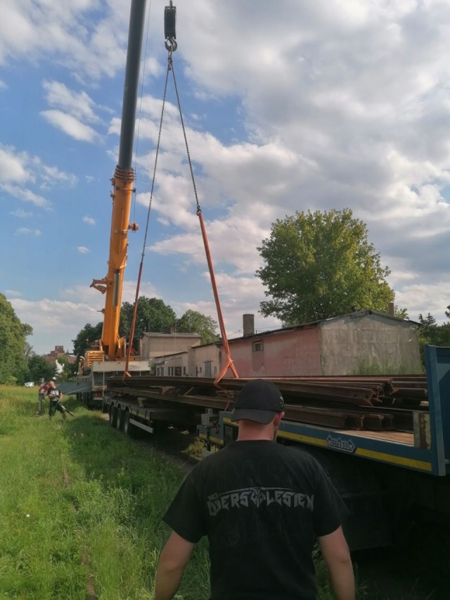 Fot. Stowarzyszenie Stargardzka Kolej Dojazdowa. Kilometry szyn na odbudowę wąskotorowej linii