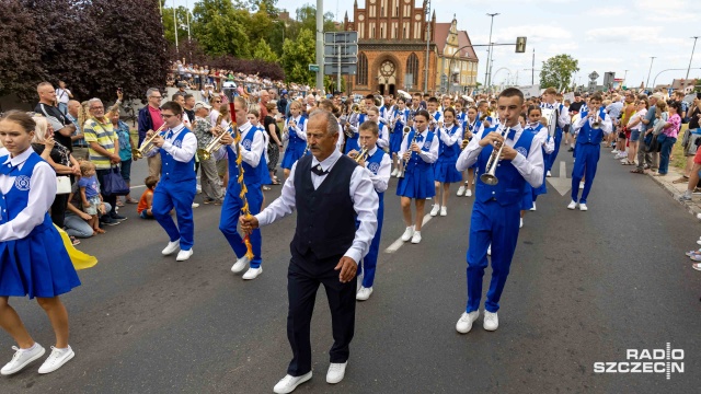 Parada Fot. Robert Stachnik [Radio Szczecin] Finał The Tall Ships Races. Wielka Parada Załóg [WIDEO, ZDJĘCIA]