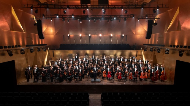 Orkiestra Symfoniczna Filharmonii im. Mieczysława Karłowicza w Szczecinie pod dyrekcją Przemysława Neumanna. Fot. Kamila Kozioł Bartłomiej Nizioł zainauguruje nowy sezon Filharmonii w Szczecinie