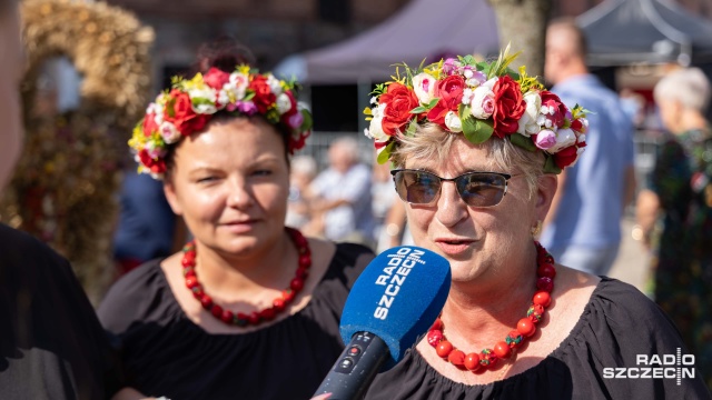 Fot. Robert Stachnik [Radio Szczecin] "Chlebuś, smalczyk i bigosik" czyli kulinarne dożynki w Przelewicach [WIDEO, ZDJĘCIA]