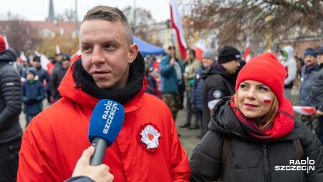 Fot. Robert Stachnik [Radio Szczecin] Marsz Niepodległości przeszedł ulicami Szczecina [ZDJĘCIA]