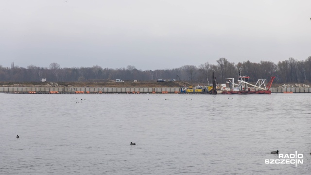 Fot. Robert Stachnik [Radio Szczecin] Szczeciński port przyjmie największe jednostki [WIDEO, ZDJĘCIA]